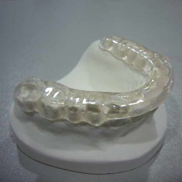 Steel Strip Valplast Denture -
 Night guard – Foo Tian